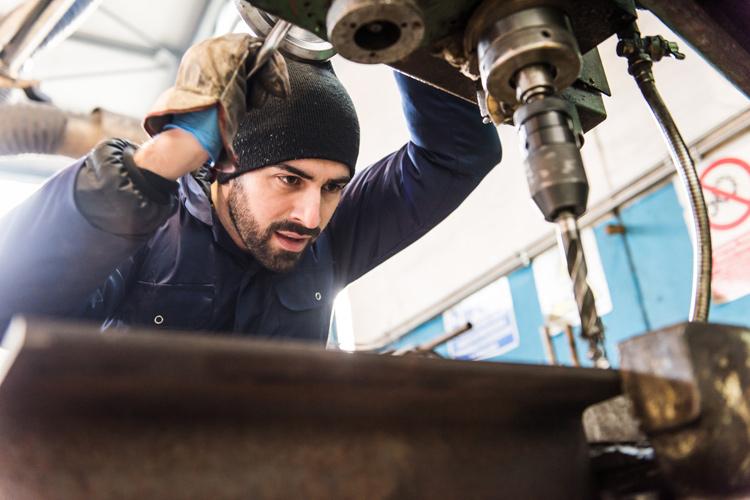 Metal working machine operatives